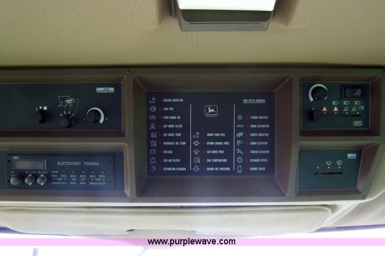 image for item 7282 1998 John Deere 9610 Maximizer combine