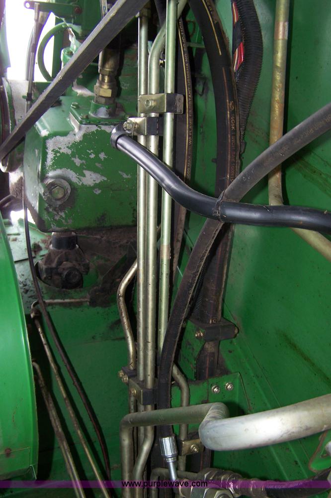 image for item 7282 1998 John Deere 9610 Maximizer combine