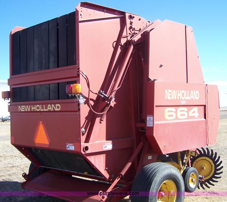 image for item 7457 1998 New Holland 664 round baler