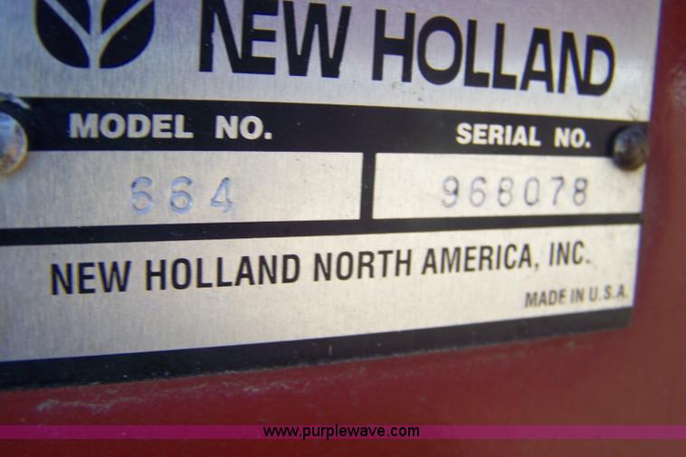 image for item 7457 1998 New Holland 664 round baler