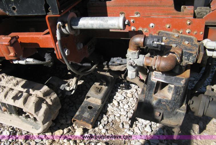image for item 8225 2000 Ditch Witch JT920L directional boring machine