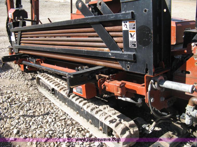 image for item 8225 2000 Ditch Witch JT920L directional boring machine