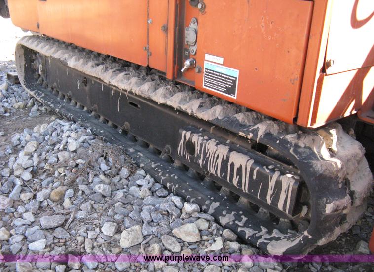 image for item 8225 2000 Ditch Witch JT920L directional boring machine