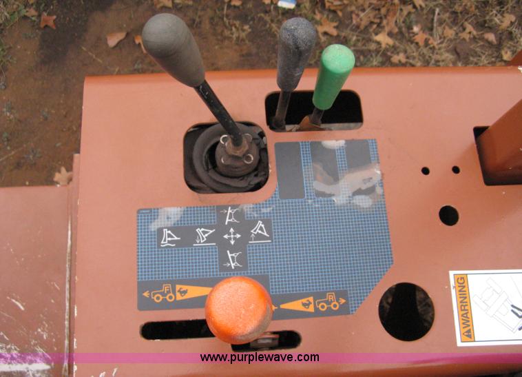 image for item 8228 2000 Ditch Witch 3700DD trencher