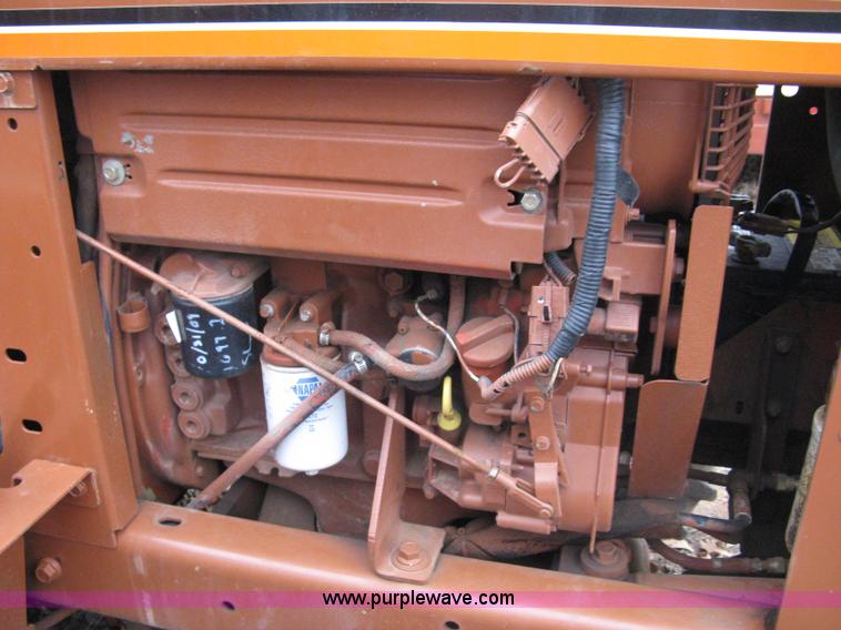 image for item 8228 2000 Ditch Witch 3700DD trencher