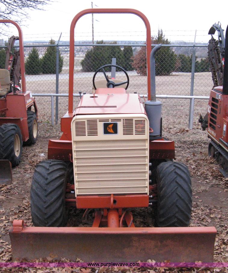 image for item 8229 1987 Ditch Witch 2310DD trencher