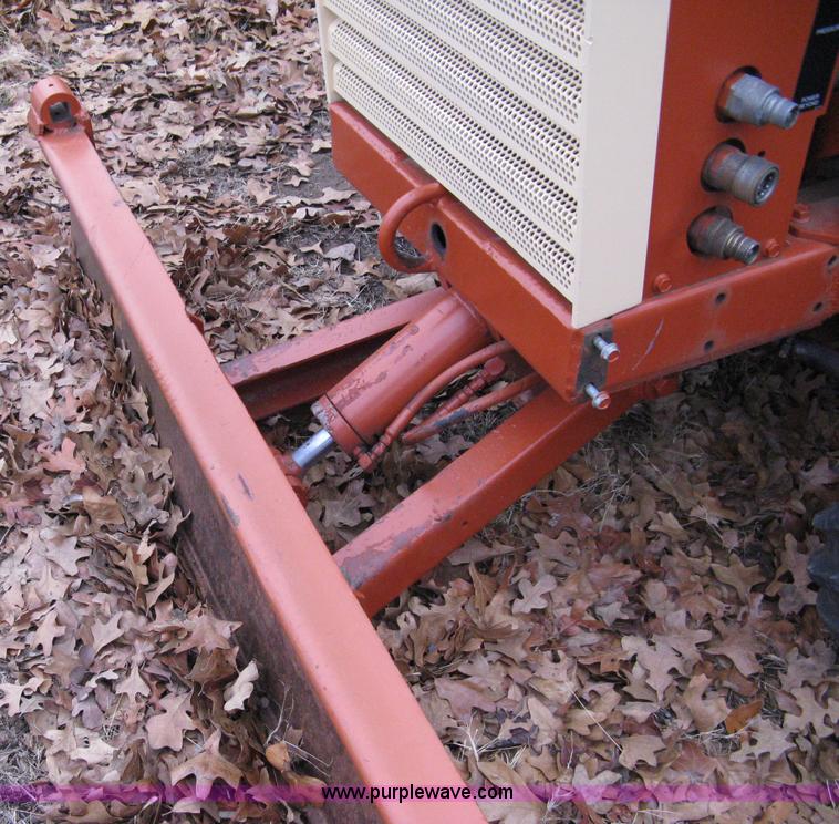 image for item 8229 1987 Ditch Witch 2310DD trencher