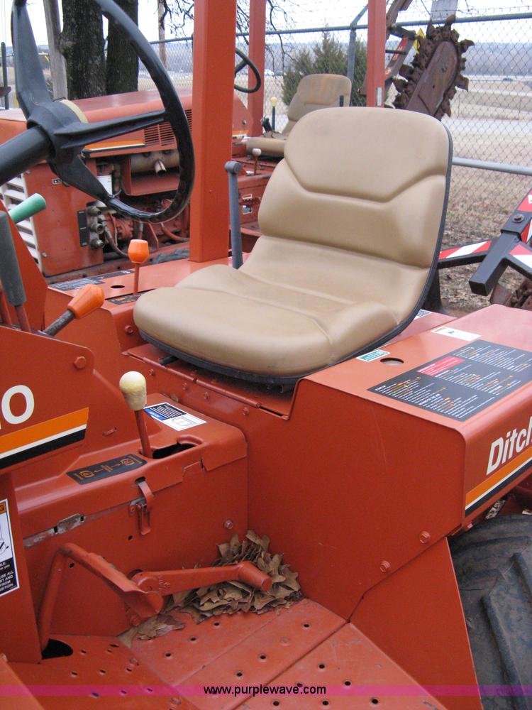 image for item 8229 1987 Ditch Witch 2310DD trencher