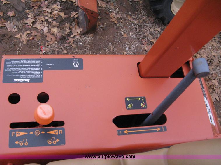 image for item 8229 1987 Ditch Witch 2310DD trencher