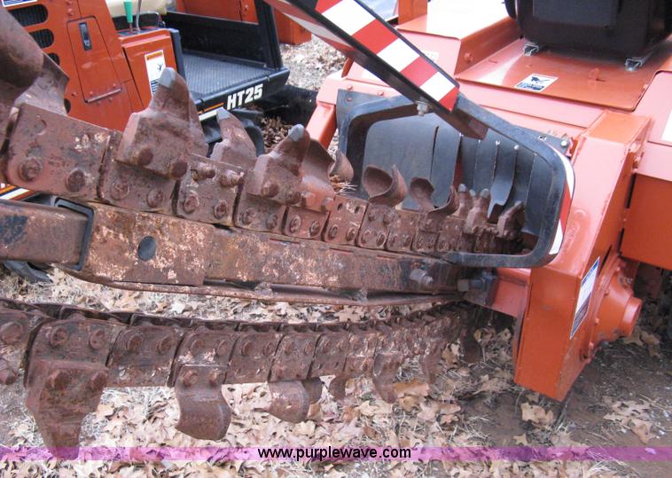 image for item 8229 1987 Ditch Witch 2310DD trencher