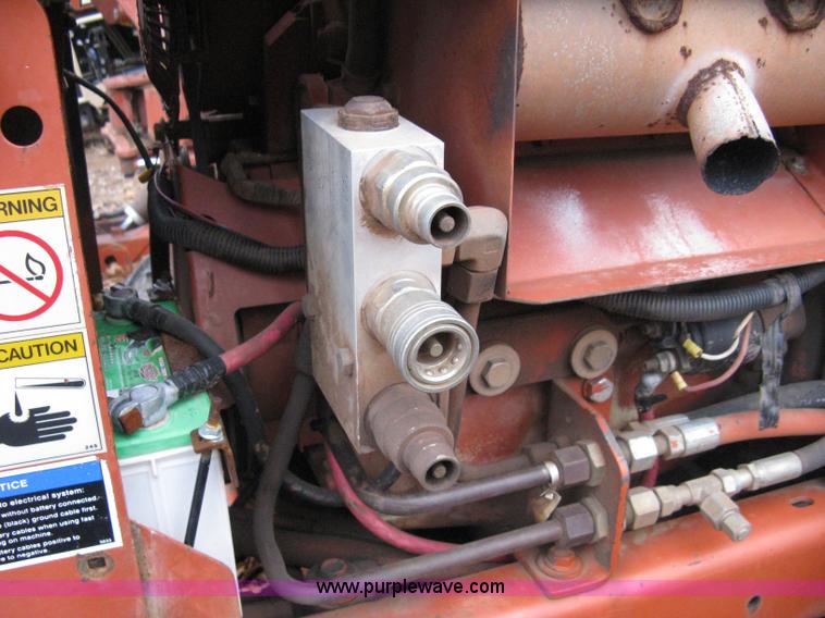 image for item 8231 1994 Ditch Witch 3500 DD trencher