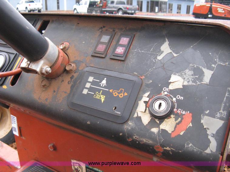 image for item 8231 1994 Ditch Witch 3500 DD trencher