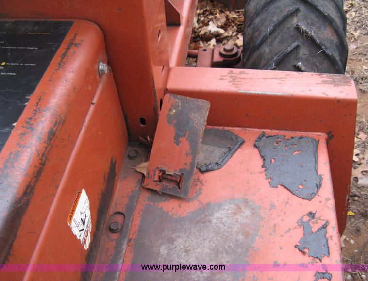 image for item 8231 1994 Ditch Witch 3500 DD trencher