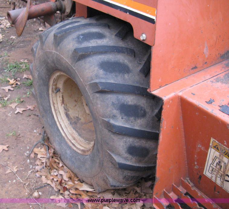 image for item 8231 1994 Ditch Witch 3500 DD trencher