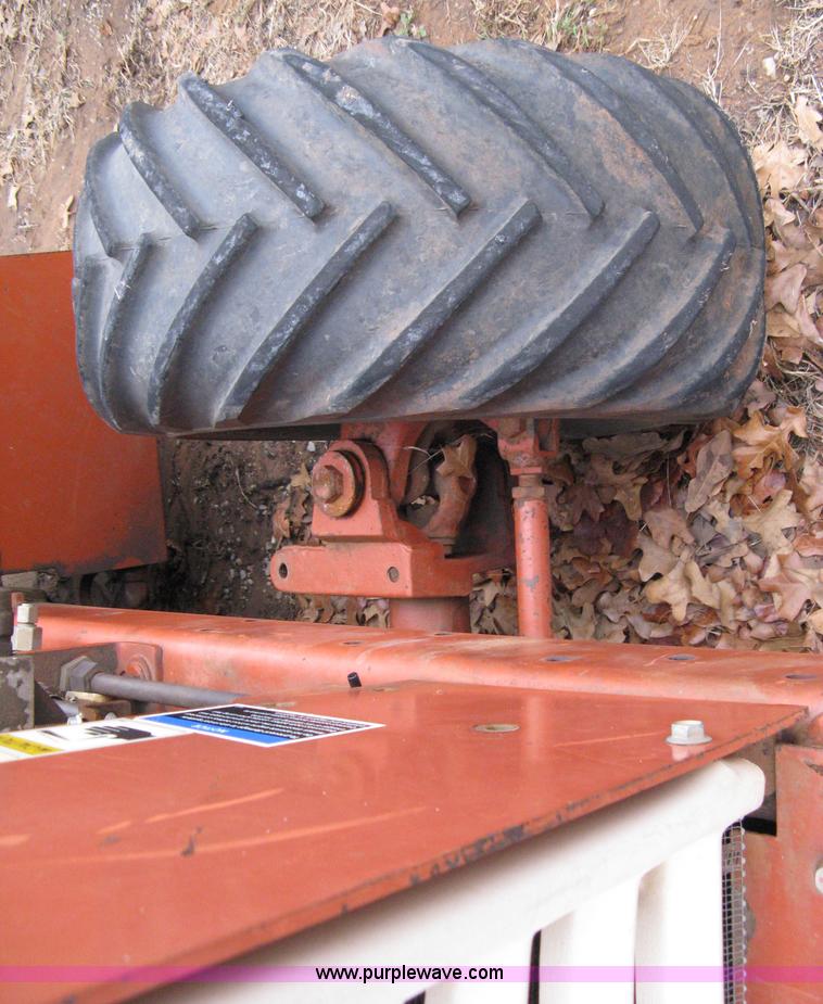 image for item 8231 1994 Ditch Witch 3500 DD trencher