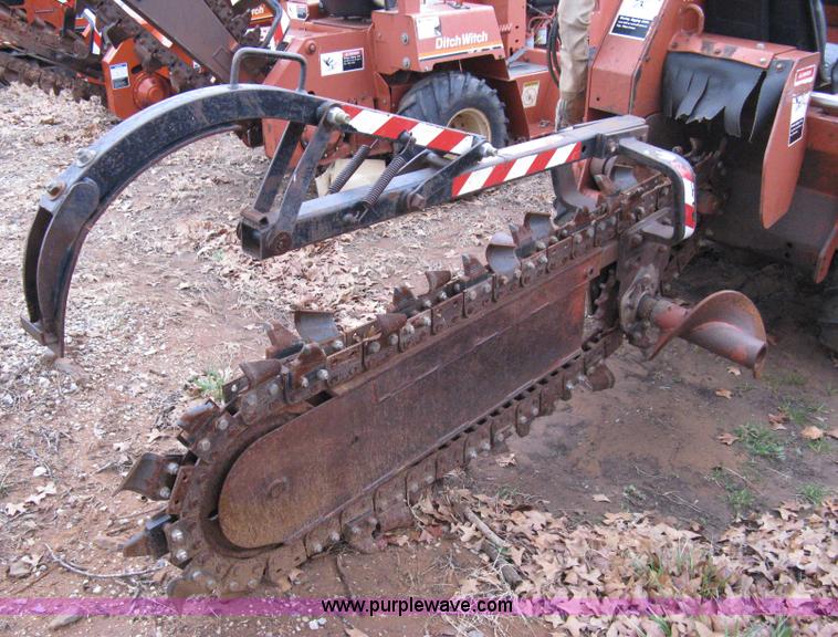 image for item 8231 1994 Ditch Witch 3500 DD trencher