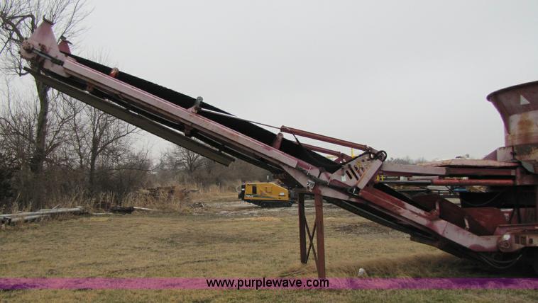 image for item 8385 Olathe Pro Grind 5000 tub grinder