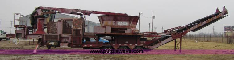 image for item 8385 Olathe Pro Grind 5000 tub grinder