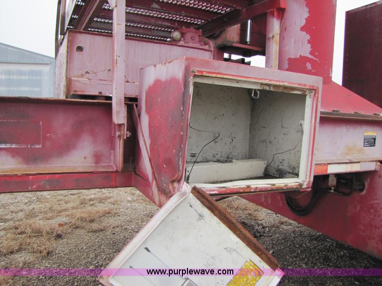 image for item 8385 Olathe Pro Grind 5000 tub grinder