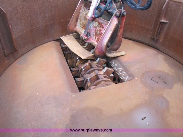 image for item 8385 Olathe Pro Grind 5000 tub grinder