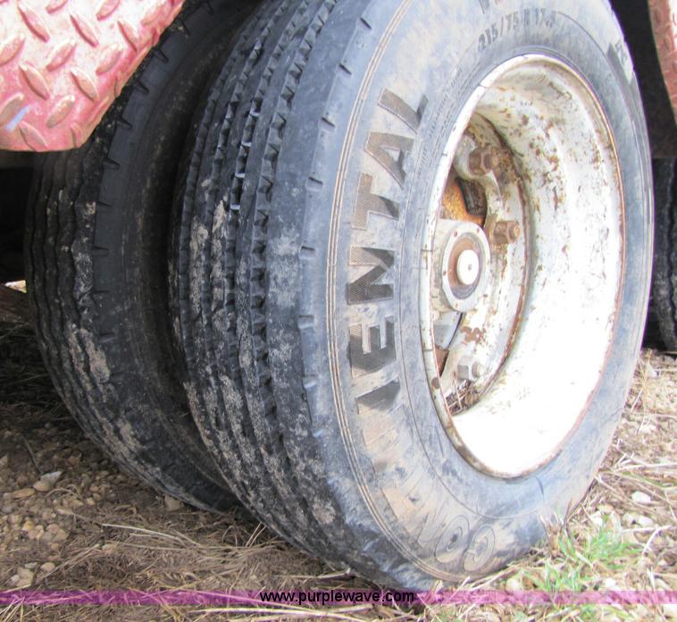 image for item 8385 Olathe Pro Grind 5000 tub grinder