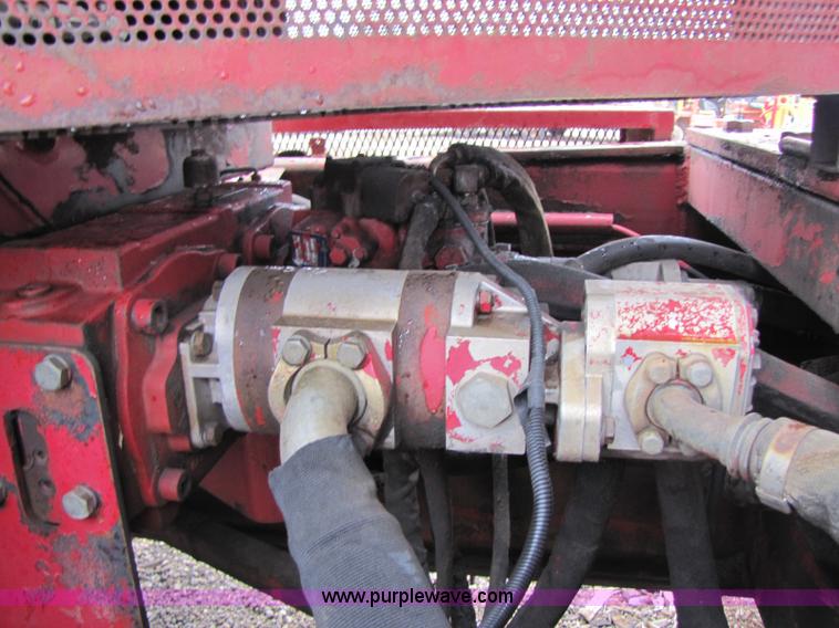 image for item 8385 Olathe Pro Grind 5000 tub grinder