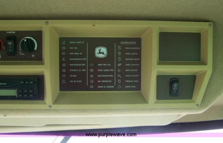 image for item 9283 2006 John Deere 9760 STS combine