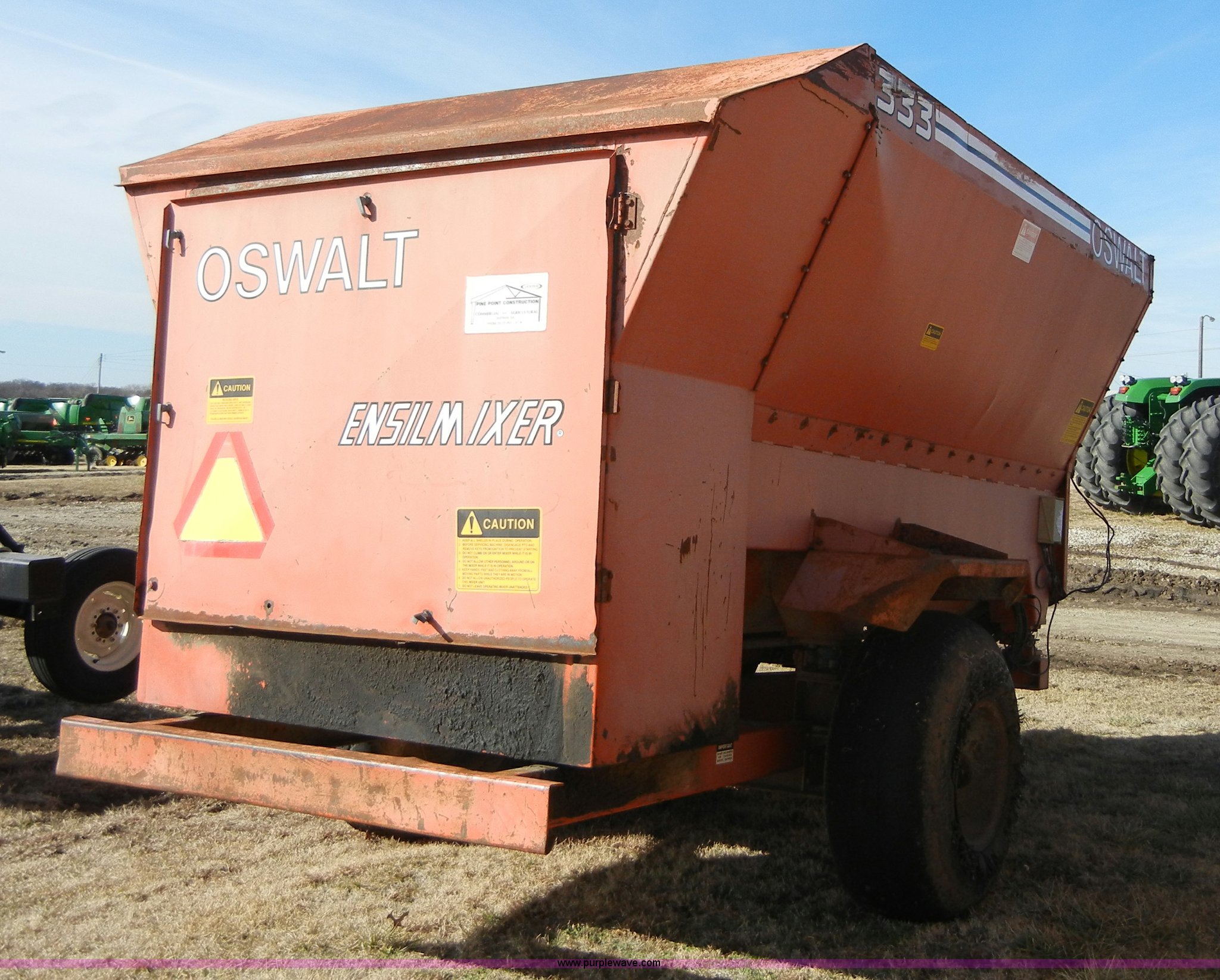 Oswalt Ensilmixer 333 feed wagon in Marion, KS Item 2307 sold