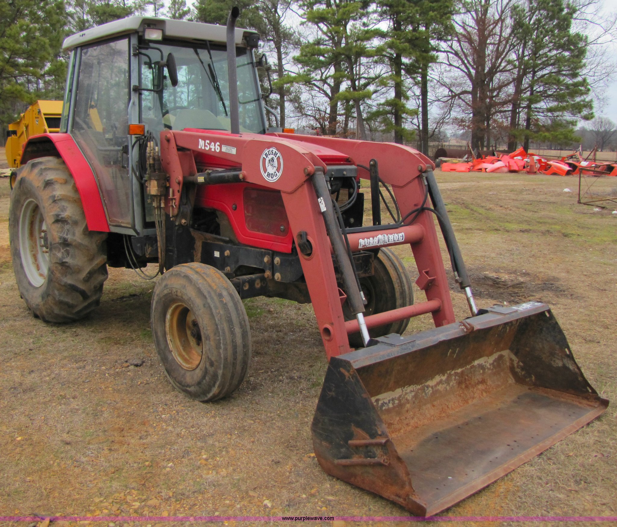 1997 Massey-Ferguson 4253 tractor with loader in Hope, AR | Item 3449 ...