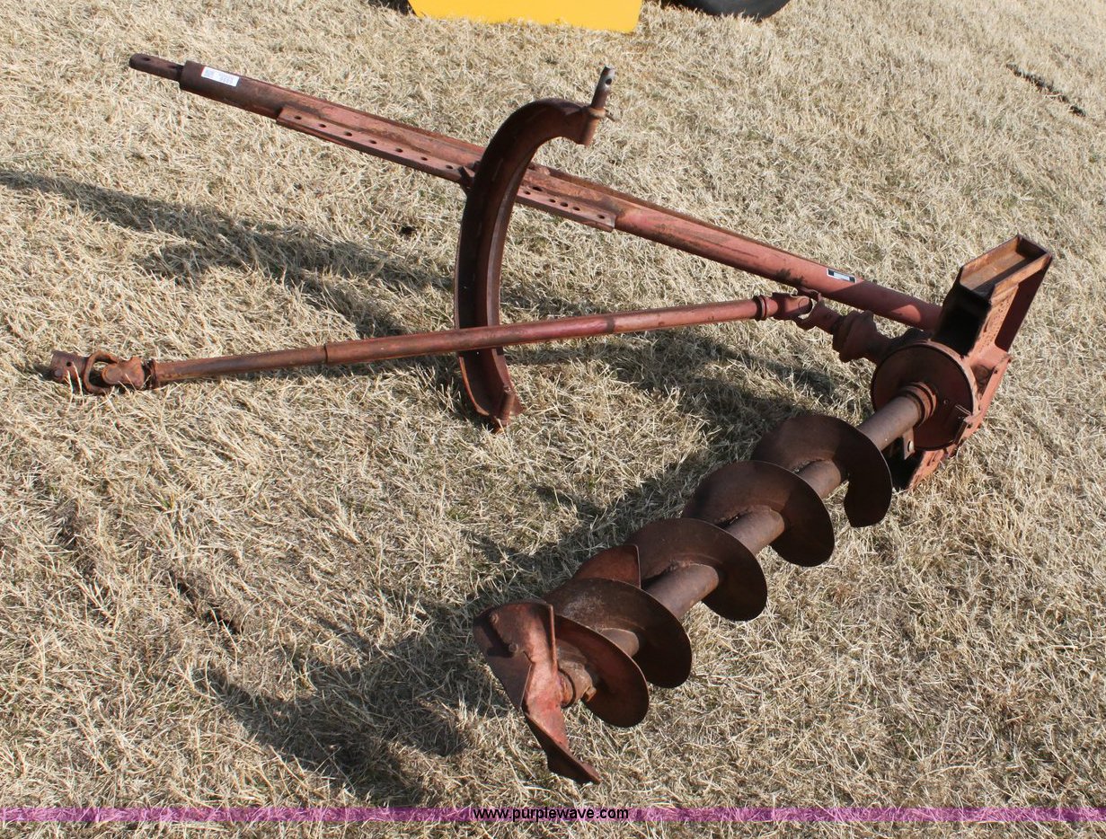 Continental post hole digger in Guthrie, OK Item 6886 sold Purple Wave