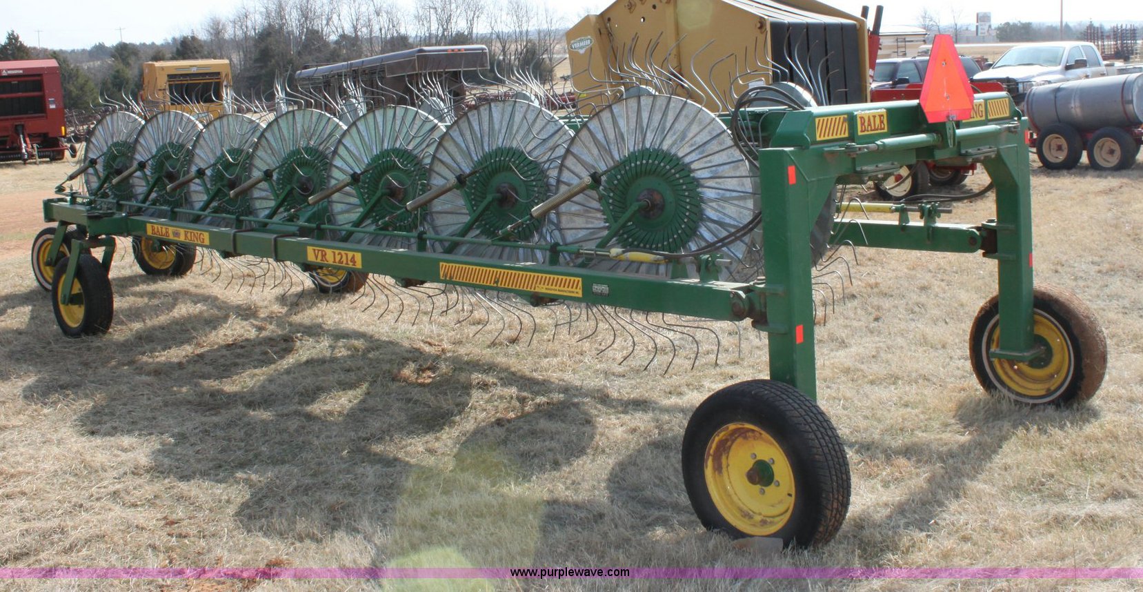 2009 Bale King VR 1214 14 wheel hay rake in Guthrie, OK Item 6909