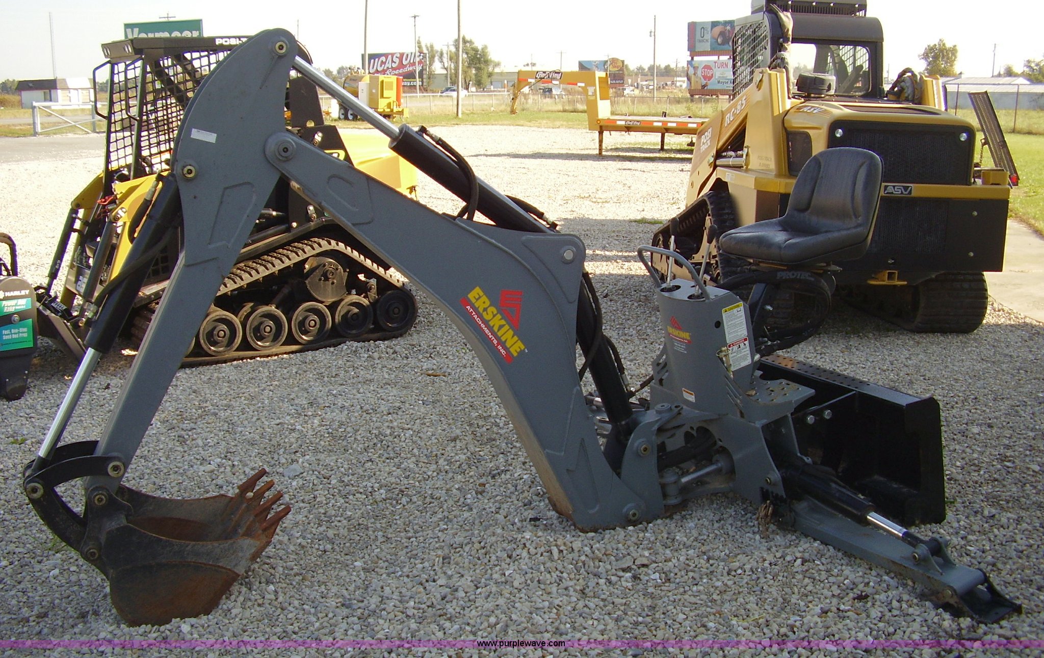 Erskine GX 920 backhoe skid steer attachment in Brookline, MO Item