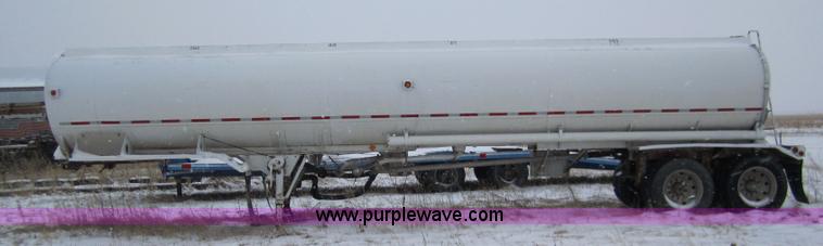 image for item 2984 1962 Standard Steel Works tanker trailer