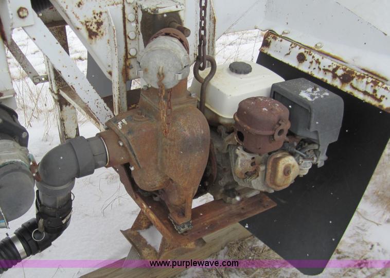 image for item 2984 1962 Standard Steel Works tanker trailer