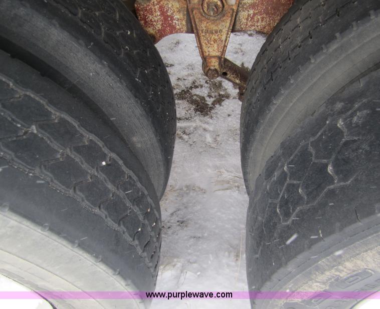 image for item 2984 1962 Standard Steel Works tanker trailer