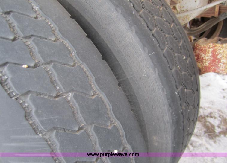 image for item 2984 1962 Standard Steel Works tanker trailer