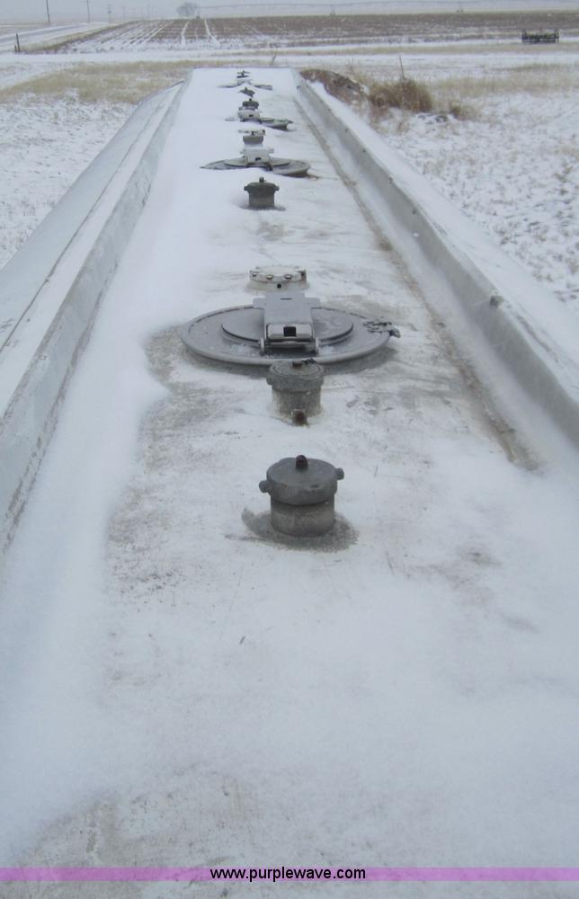 image for item 2984 1962 Standard Steel Works tanker trailer