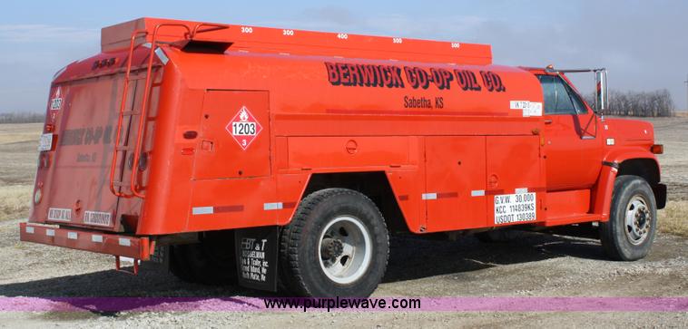 image for item 4973 1984 Chevrolet 70 fuel delivery truck