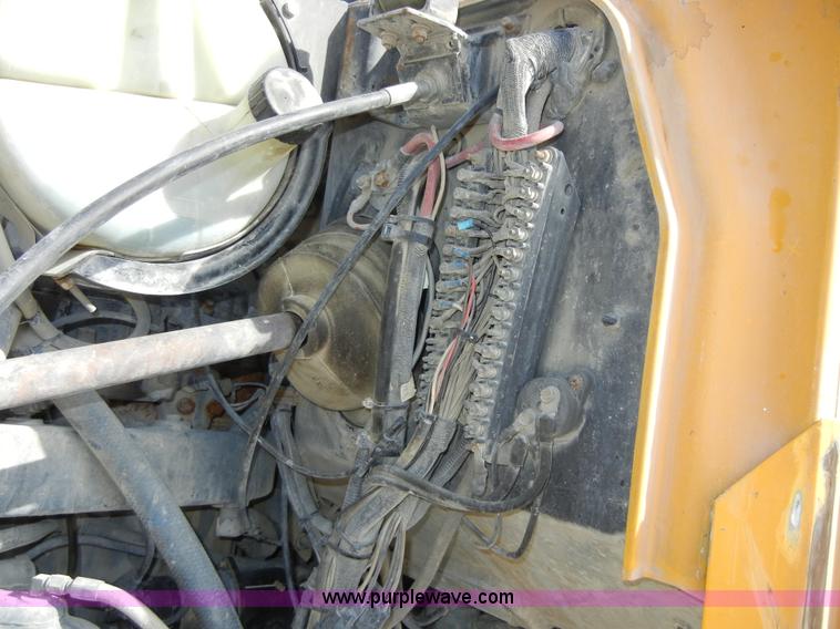 image for item 5151 1995 Mack RD690S cement mixer truck