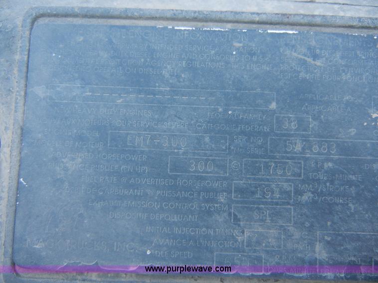 image for item 5151 1995 Mack RD690S cement mixer truck