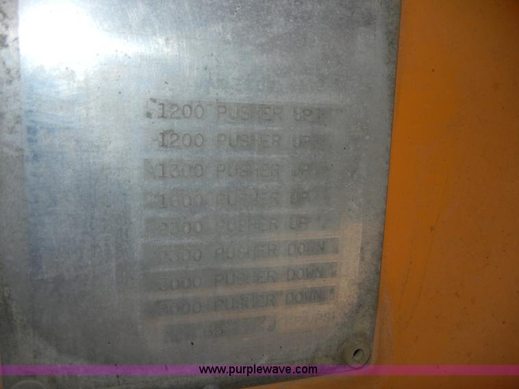 image for item 5151 1995 Mack RD690S cement mixer truck