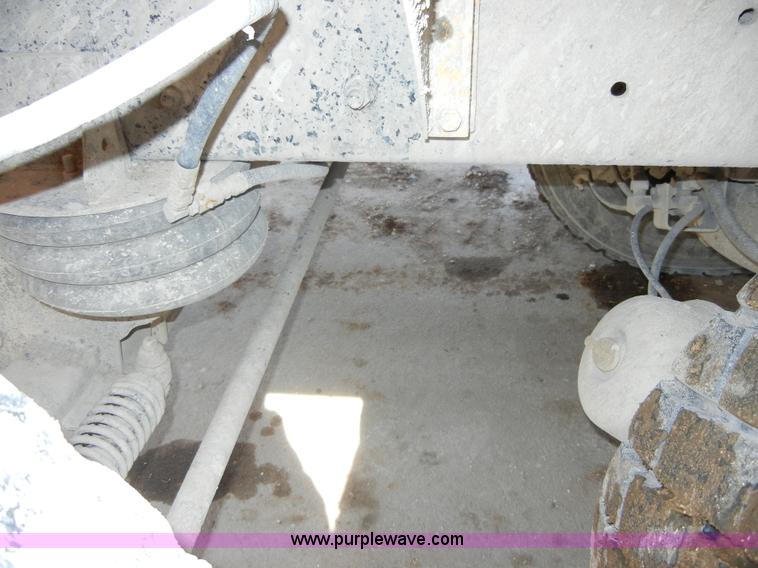 image for item 5151 1995 Mack RD690S cement mixer truck