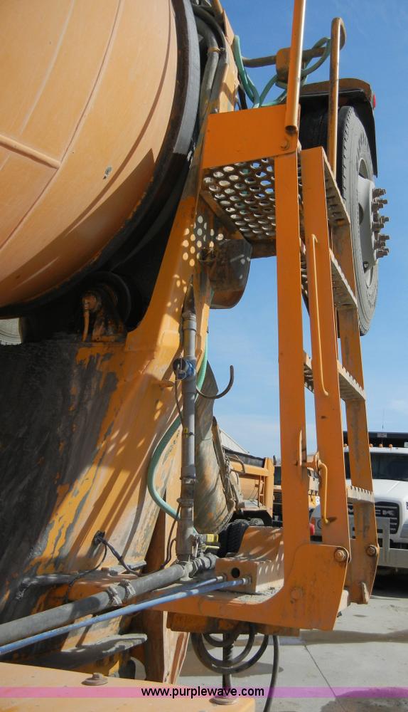 image for item 5151 1995 Mack RD690S cement mixer truck