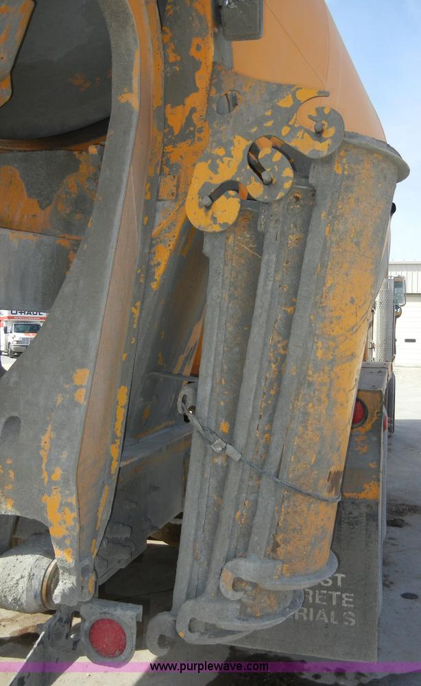 image for item 5151 1995 Mack RD690S cement mixer truck