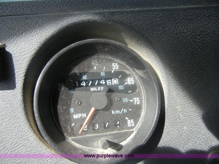 image for item 5152 1995 Mack RD690S cement mixer truck