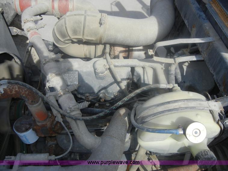 image for item 5152 1995 Mack RD690S cement mixer truck