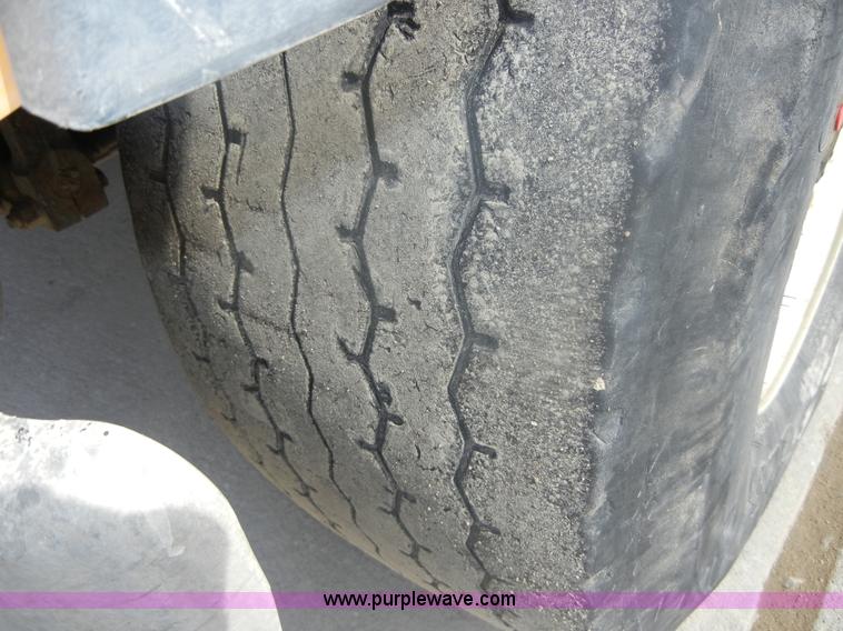 image for item 5152 1995 Mack RD690S cement mixer truck