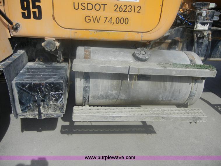 image for item 5152 1995 Mack RD690S cement mixer truck