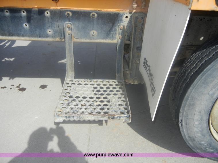 image for item 5152 1995 Mack RD690S cement mixer truck