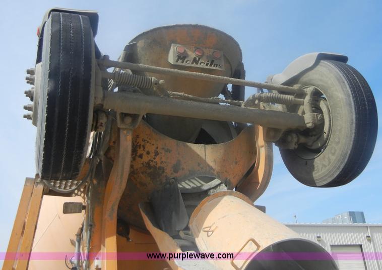 image for item 5152 1995 Mack RD690S cement mixer truck